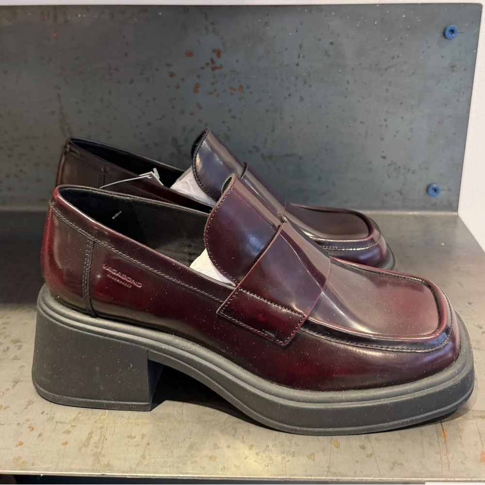 Vagabond Dorah Loafer